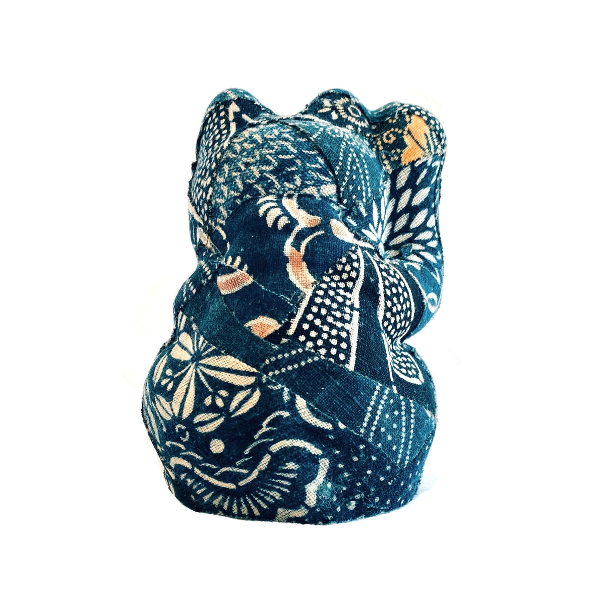 Aoyama Daruma indigo dye kofu manekineko 藍染 古布 招き猫